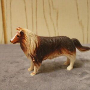 Collie Articulated Toy Figurine - Vintage